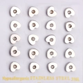 Macro-opname van 10 paar hartvormige oorbellen van 316L rvs met witte zirkonia steentjes - Hartvorm Met Zirconia-stijl (EA101502S) / Zilver