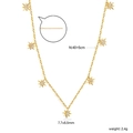 Halskette mit achtstrahligen Sternanhängern, Zirkonia-Besatz und verstellbarer Goldkette - Achtzackiger Stern Pavé Zirkonia Stil (NE2D460AG)