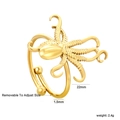 Detalle macro del anillo pulpo dorado con ancho de 22mm y banda ajustable - US 7 / Estilo de Diseño de Tentáculo de Pulpo (RI166507G)