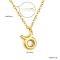 Detailansicht der 18k Gold Stier Sternzeichen Kette mit Karabinerschließe und Maßen - Stier