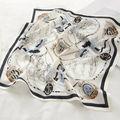 Foulard quadrato in seta blu navy e bianco perla con stampe nautiche vintage - 53*53cm / Blu navy