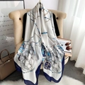 Elegante sciarpa in seta con stampa a catena nautica beige e blu scuro su gruccia - Bianco Crema (Stampa Nautica) / 180*90CM