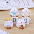 Lot de quatre figurines de canard mignonnes en résine pour bureau et décoration de voiture - Collection de Mini Canards Mignons