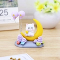 Simpatica statuina di gatto sulla luna con palloncini per decorazione scrivania - Stile Estate (Gatto Bianco & Luna)