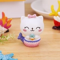 Katze-Meerjungfrau Harzfigur mit rosa Schleife für nordische Schreibtischdekoration - Eiscreme-Stil