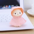 Figura de gatito beige con chubasquero rosa con capucha, decoración de resina mesa - Estilo D Gato Adorno Impermeable / Rosa