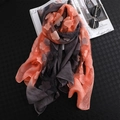 Écharpe élégante dégradée orange et gris avec broderie florale 3D et lunettes de soleil - Gris Foncé Et Orange
