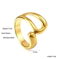 Detailansicht des unregelmäßigen 18K vergoldeten doppelten offenen Rings aus Edelstahl - US 7 / Vergoldeter Stil (RI127506-8G)