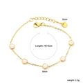 Dettaglio di bracciale in acciaio dorato con ciondoli opale rosa da 6mm e catena regolabile - BR28370FG (Bracciale in Conchiglia Rosa)