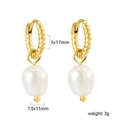 Dettaglio degli orecchini a cerchio placcati oro 18K con perle barocche e misure del prodotto - Stile Perla Goccia d'Acqua Cerchio Intrecciato (EA59560AG)