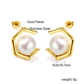 Details zu vergoldeten Perlenohrringen aus Edelstahl mit Maßen von 16,8x19,7 mm - Gold Hexagon Rahmen Große Perle (EA57400AG)