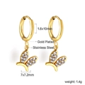 Détail des boucles d'oreilles papillon avec zircon blanc sur acier inoxydable doré - Papillon Élégant Or (EA580002G)