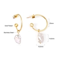 Orecchini con perle barocche e cerchi a C in acciaio inossidabile dorato - Stile Perla Barocca Forma a C Oro (EA549301G)