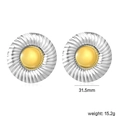 Details von 31,5mm Bicolor-Ohrringen mit silberner Spiralstruktur und goldener Mitte - Großer Strahlenspiralstil (EA5C880GM)