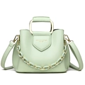 Borsa a secchiello verde menta in pelle con catena dorata e manico in metallo - Verde