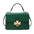 Borsa a mano verde scuro in pelle litchi con fibbia a ape dorata e perle finte - Verde