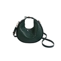Borsa a mezzaluna verde scuro intrecciata con tracolla e dettagli in metallo dorato - Verde