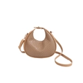Elegante borsa a mezzaluna color cammello con trama intrecciata e tracolla regolabile - Cachi