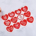Set di 12 adesivi a cuore rosso Happy Valentine's Day su sfondo in marmo chiaro - 4 Fogli/Confezione / Rosso