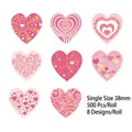 Rouleau de 500 autocollants cœur avec 8 motifs pour étiquettes cadeaux Saint Valentin - 8 Modèles Mixtes / 38mm/500 Pcs