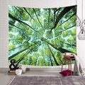 Arazzo forestale appeso a una parete di mattoni bianchi per decorare l'interno casa - 200*150cm / Chioma della Foresta Estiva