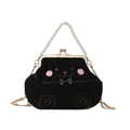 Bolso nube de felpa negra con asa de perlas y cara de oso bordada detalle - Negro