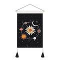 Arazzo decorativo con fiori e luna crescente completo di eleganti nappe nere pendenti - Stile Luna Cielo Stellato Margherita / Taglia Standard