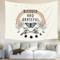 Detalle de tapiz decorativo de mariposa con frase Blessed and Grateful para pared - 95x73cm (Piel de Melocotón) / Bohemio Fresco Bendecido (Estilo 4)