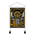 Détail de la tapisserie tarot The Conqueror avec illustrations de sphinx noir et or - Le Conquérant