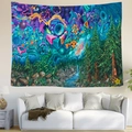 Tapiz decorativo nórdico con bosque psicodélico y cielo estrellado sobre un sofá - 95x73 / Estilo Bosque Estrellado Psicodélico (Estilo 2)