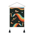 Detailansicht der Himmels-Wandtapisserie mit Retro-Fransen und hölzerner Aufhängestange - 35x50cm / Retro Weltraum Galaxie Stil 2