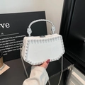 Sac boîte hexagonal blanc chic avec rivets argentés et poignée en métal vintage - Blanc (5326)