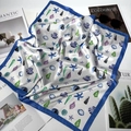 Pañuelo de seda cuadrado con estampado de estrellas de mar para playa y protección solar - 70*70cm / Estrella de Mar Concha - Azul
