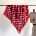 Foulard quadrato in seta classico con stampa carrozze in rosso scuro e arancione - 70*70cm / Carrozza Rossa