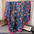 Sciarpa vintage in seta con stampa pavone da donna grande scialle per protezione solare esterna - 110*110CM / Blu Marino Multi Fiori