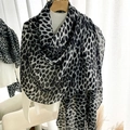 Bufanda de moda en terciopelo con estampado de leopardo, chal de invierno cálido gris - 180*90CM / Gris Oscuro
