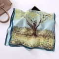 Sciarpa in georgette con stampa ad albero, scialle estivo leggero per donna elegante - Seta / Blu