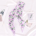 Dettaglio della stampa a tulipani viola su un foulard sottile in seta rifinito - 9.5*100cm / Tulipano Viola Chiaro