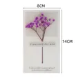Detailansicht der lila Trockenblumen auf weißer Geschenkkarte, Größe 8x14cm markiert - Lila Gipskraut Stil (C368)