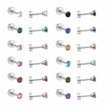 Macro-opname van 12 kleuren zirkonia labret studs gemaakt van gepolijst roestvrij staal - 3mm / 3mm Zilver