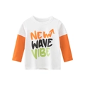 T-shirt bimbo maniche lunghe con maniche arancioni e stampa grafica NEW WAVE VIBE - 90cm / Bianco Sporco