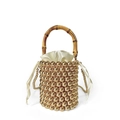 Goldene Perlen-Eimertasche mit Bambusgriff und cremefarbenem Satin-Kordelzug innen - Gold