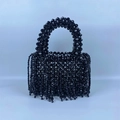 Borsa fatta a mano in perline nere intrecciate con frange in acrilico e stile retrò - Nero
