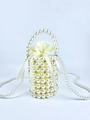 Élégant sac seau en perles fait main avec billes dorées, cordon satin et bandoulière - Blanc laiteux