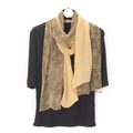 Sommerlicher langer Georgette-Schal mit Leopardenmuster und schwarzes geripptes Oberteil - Erdgelb Leopard