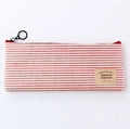 Astuccio a righe rosse e bianche in tela con cerniera ed etichetta logo marrone - Strisce rosse