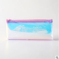Astuccio olografico con cerniera rosa, stampa Moon Light e sfumatura blu-viola - Luna Diamante (Busta PE)