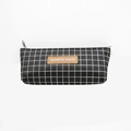 Zwart-wit geruite etui met bruine leren patch en zilverkleurige ritssluiting - Trapeziumvormig Zwart Raster