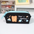 Trousse noire en toile avec grande fermeture éclair bleu clair et motif d'ours spatial - Noir