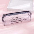 Transparente achteckige Federtasche mit schwarzem Reißverschluss und minimalistischem Text - Zylindrischer Buchstabe